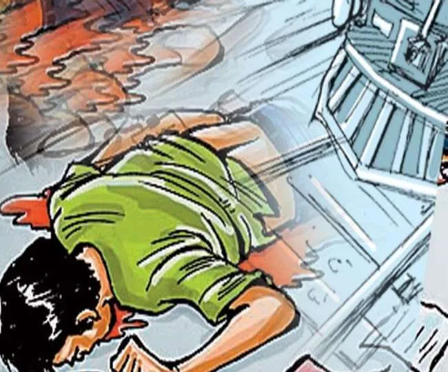 हल्द्वानी: चलती ट्रेन में चढ़ने के चक्कर में गिरा युवक, पैर कटा