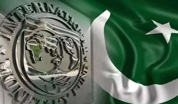 IMF के साथ समझौते के बाद, पाकिस्तान की लगभग 10 अरब डॉलर का ऋण जुटाने की योजना