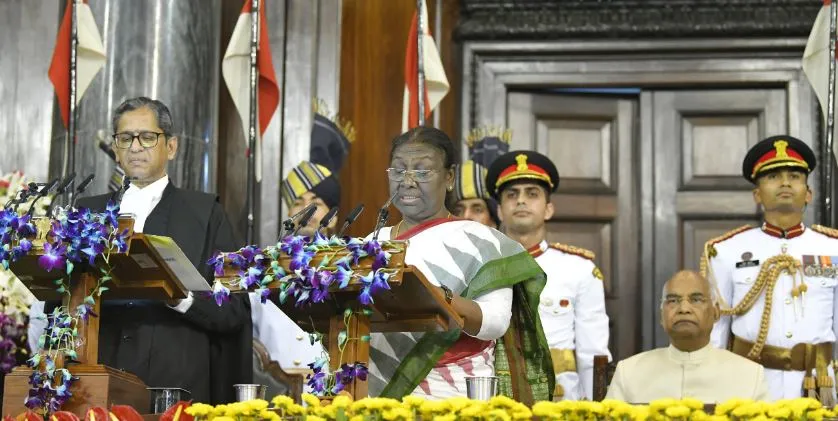 7 मिनट में जानिए … राष्ट्रपति पद की शपथ लेते ही द्रौपदी मुर्मू के नाम दर्ज हुए ये 7 नायाब रिकॉर्ड