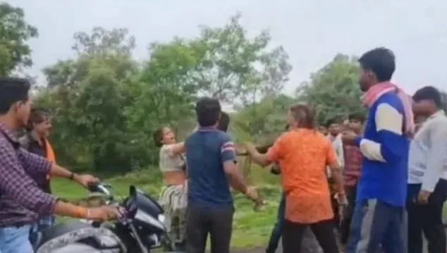 शिव’राज’: चाय वाले ने कर दी डिप्टी कलेक्टर की पिटाई, देखें Video