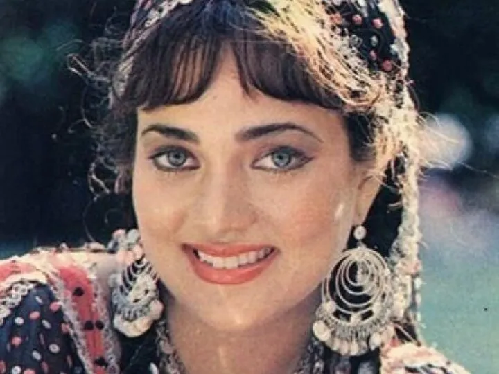 Ram Teri Ganga Maili Actress Mandakini Then And Now Look Actress Latest Photo | 'राम तेरी गंगा मैली' की मंदाकिनी के हुस्न का कभी बजता था डंका, अब ऐसी दिखती हैं अदाकारा