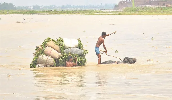 मुरादाबाद : बारिश बाद बढ़ा रामगंगा का जलस्तर, नदी किनारे बसे लोगों ने की बांध निर्माण की मांग