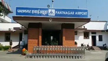 रुद्रपुर: पंतनगर एयरपोर्ट विस्तारीकरण को लेकर सचिव ने किया निरीक्षण