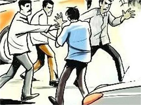 सुल्तानपुर : मामूली बात पर भिड़े दो समुदाय, मारपीट में 4 घायल