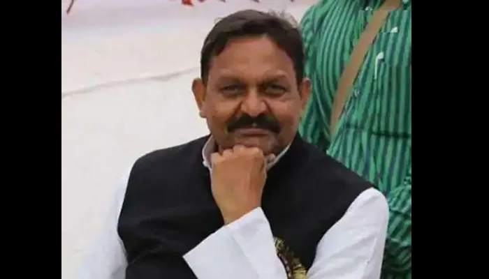 Ghazipur: अफजाल अंसारी के खिलाफ गैंगस्टर एक्ट के मामले में हुई कार्रवाई, 15 करोड़ की संपत्ति कुर्क
