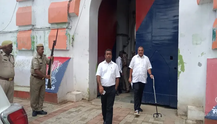 अयोध्या: डीएम और एसएसपी ने लिया जेल का जायजा, दिए यह निर्देश