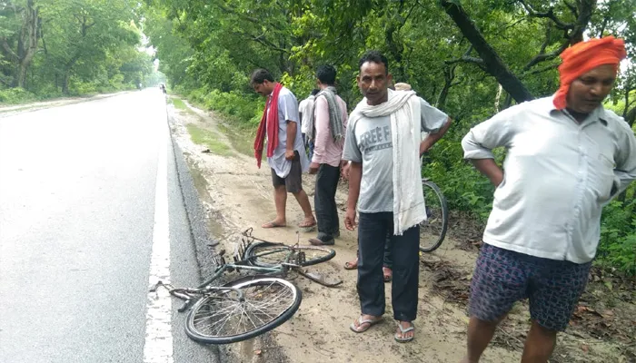 बहराइच: अज्ञात वाहन की टक्कर से युवक की मौत, दो हिस्सों में बंट गया शरीर