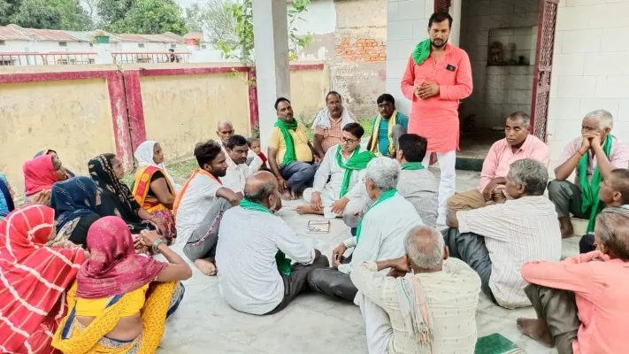 बाराबंकी : नहरों में पानी न छोड़े जाने से भाकियू आक्रोशित, की पंचायत