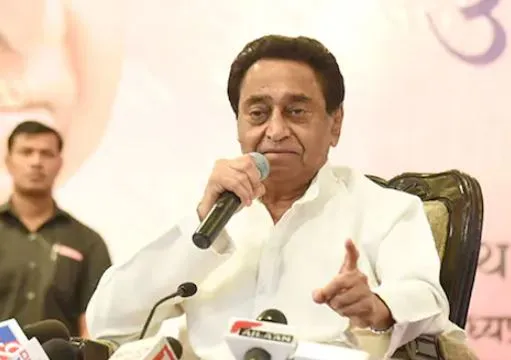 सरकार की नीतियों के कारण मूंग किसान परेशान: कमलनाथ