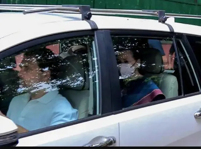 नेशनल हेराल्ड मामला: सोनिया गांधी से छह घंटे हुई पूछताछ, बुधवार को ईडी ने फिर बुलाया