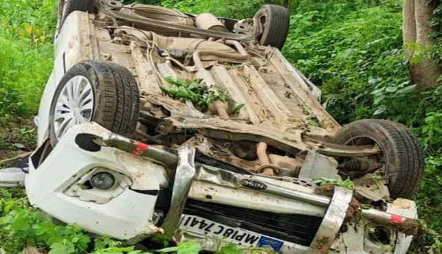 मध्यप्रदेश: अनूपपुर में स्कूल बस के पलटने से नौ बच्चे घायल