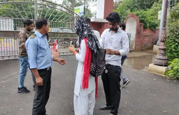 बरेली: गांधी उद्यान में बगैर पहचान पत्र के एंट्री बंद, नगर आयुक्त का आदेश