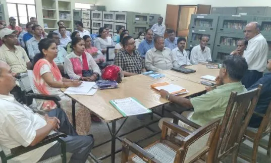 पीलीभीत: बीएड परीक्षा नकलविहीन संपन्न कराना नैतिक जिम्मेदारी