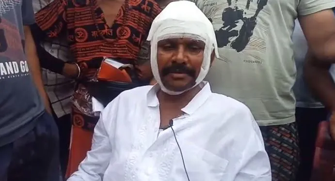 बरेली: बोलेरो ने महंत को मारी टक्कर, देखते रहे पुलिसकर्मी, कांवड़ियों ने हाइवे किया जाम