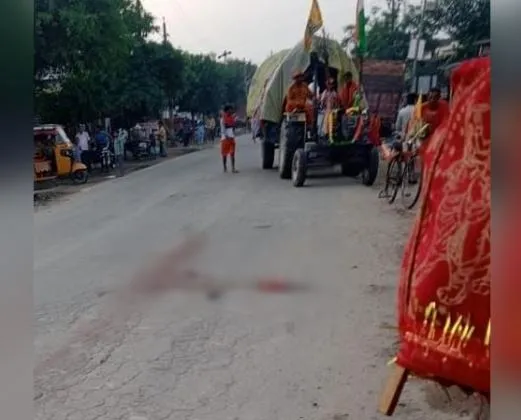 पीलीभीत: अब बीसलपुर में खुराफात, कांवड़ियों के रास्ते में फेंके मांस के टुकड़े