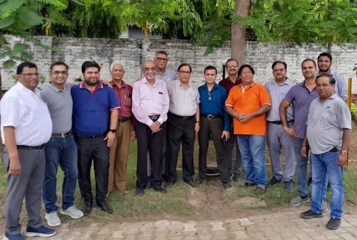 बरेली: आईआईए ने सीबीगंज में किया पौधरोपण