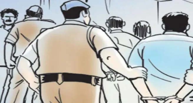 बरेली: फर्जी आधार और जाति प्रमाणपत्र बनाने वाले चार लोग गिरफ्तार