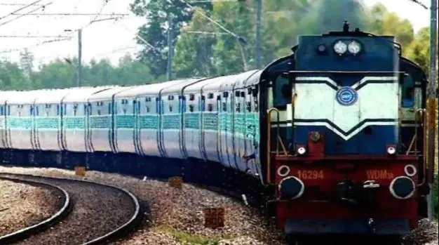 शाहजहांपुर: दो जोड़ी गाड़ियां चलेंगी, निर्धारित स्टेशनों पर होगा ठहराव