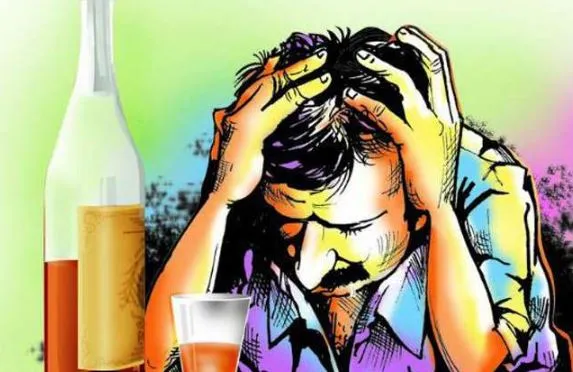 बरेली: सार्वजनिक जगहों पर शराब पीने वालों के खिलाफ चला अभियान, 925 को दबोचा