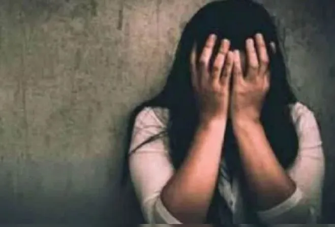 बरेली: जेठ ने की दुष्कर्म की कोशिश, विरोध पर फोड़ लिया अपना सिर