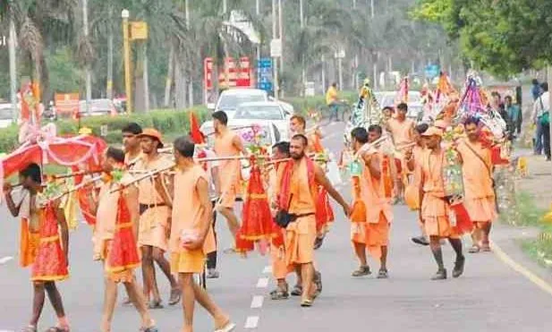 बरेली: कांवड यात्रा को लेकर प्रशासन सतर्क, जारी किया हेल्पलाइन नंबर