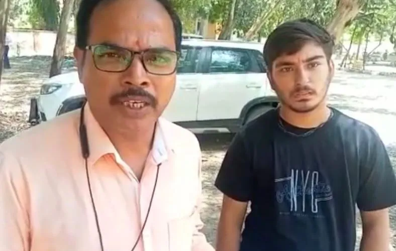 बरेली: छात्र लेकर आया फरियाद, डीआईओएस से मिली दुत्कार