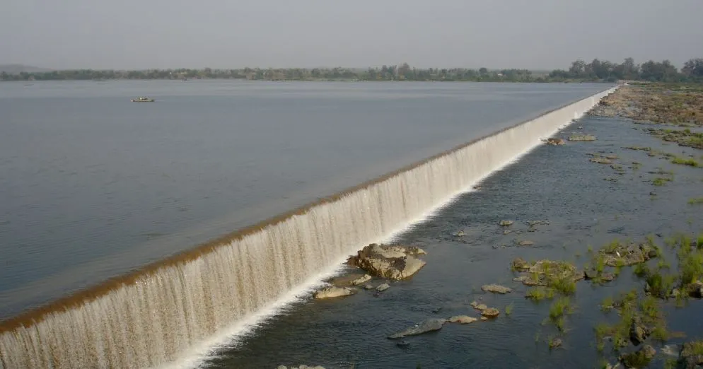 Flood Updates: आंध्र प्रदेश में गोदावरी नदी में आई बाढ़, कई गांव डूबे