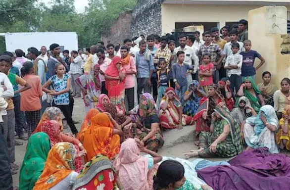 शाहजहांपुर: शादी समारोह के दौरान फटा गैस सिलेंडर, पूर्व प्रधान समेत चार की मौत