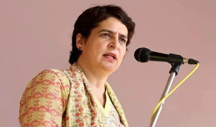 “रेवड़ी कल्चर” बोलकर गरीब व मध्य वर्ग को बदनाम किया जा रहा है: प्रियंका गांधी