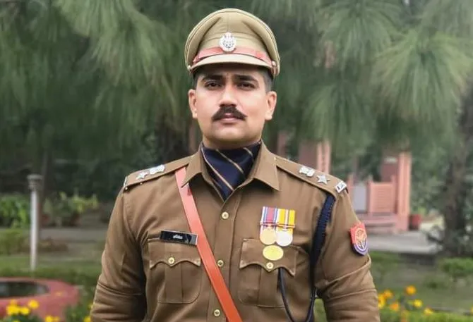 मथुरा: एक्शन में SSP, थाना राया प्रभारी को लापरवाही बरतना पड़ा महंगा, निलंबित