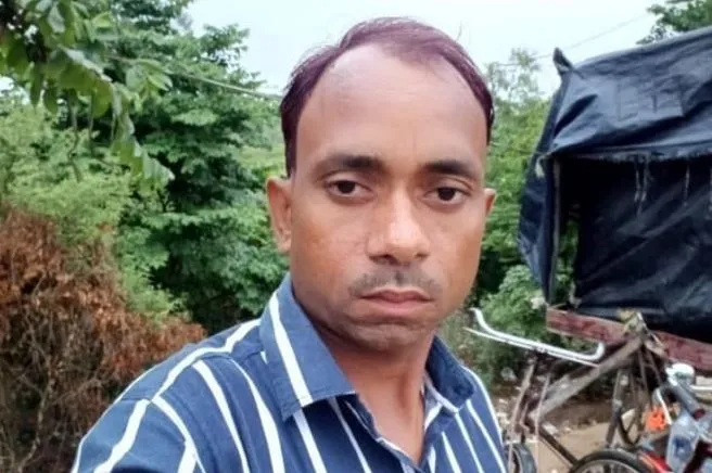 बदायूं: दो मंजिला छत से गिरा युवक, हुई मौत