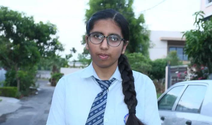 बरेली: गार्गी पटेल बनीं ऑल इंडिया टॉपर, CBSE 10वीं में पूरे 600 नंबर लाकर किया जिले का नाम रोशन
