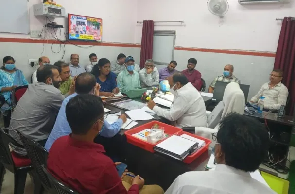 गोरखपुर : स्वास्थ्य संचार और सामाजिक व्यवहार होगा और मजबूत, सीएमओ ने समिति की बैठक में दिए खास निर्देश