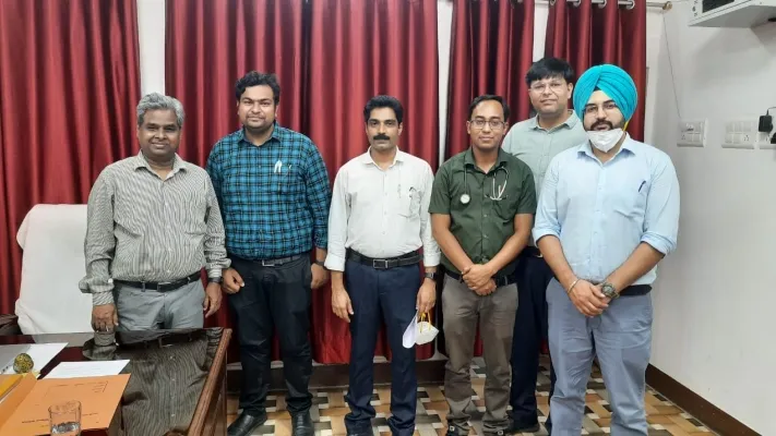 लखनऊ : विशेषज्ञ डॉक्टरों में बढ़ रहा आक्रोश, मानदेय बढ़ाने की मांग नहीं हुई पूरी, दी है यह बड़ी चेतावनी