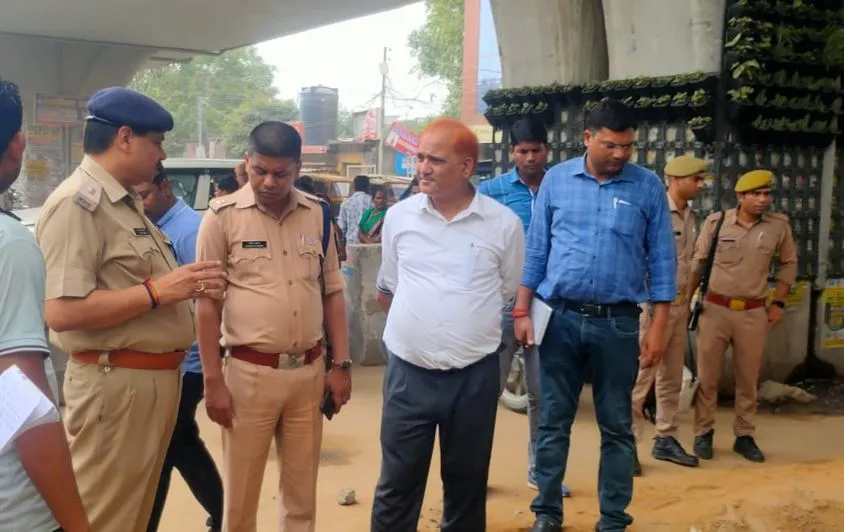 बरेली: आगामी त्योहारों के मद्देनजर एसपी सिटी ने तैयारियों का लिया जायजा