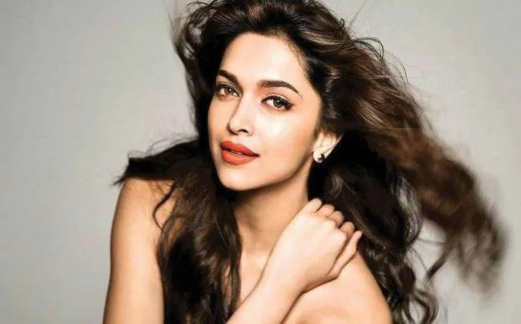 सामने आया ‘Pathaan’ से दीपिका पादुकोण का फर्स्ट लुक, किलर अवतार में नजर आईं एक्ट्रेस