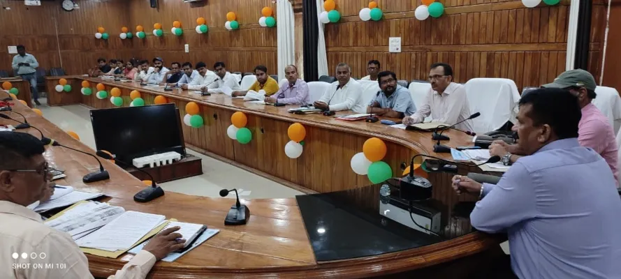 बहराइच : बीएड प्रवेश परीक्षा में शामिल होंगे 3044 अभ्यर्थी, डीएम ने समीक्षा कर दिए जरूरी निर्देश