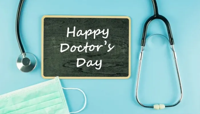 National Doctor’s Day: थैंक यू डॉक्टर ! मिलिए इन चिकित्सकों से जो हैं मानवता की मिसाल