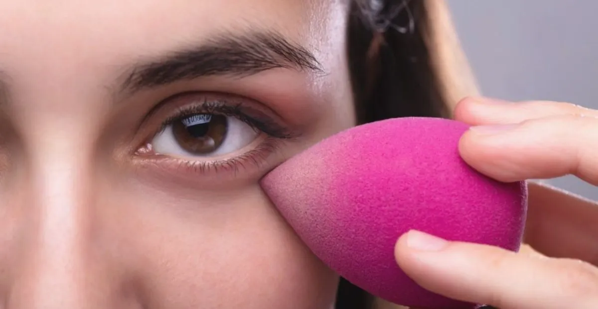 5 Merk Beauty Blender Terpopuler & Cara Mencucinya! - Tokopedia Blog