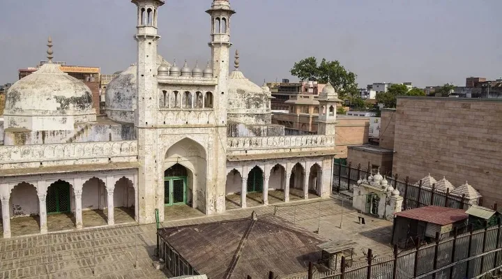 वाराणसी : ज्ञानवापी मामले में मुस्लिम पक्ष ने अपनी बहस की पूरी, जानिये कब होगी अगली सुनवाई