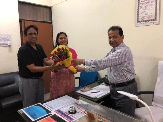 गोरखपुर : स्थाई लोक अदालत की सदस्य डॉ अनीता अग्रवाल को दी भावभीनी विदाई