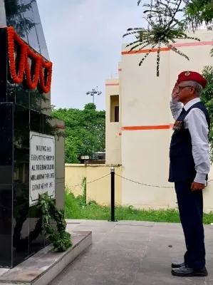 गोरखपुर : पूर्व सैनिकों ने मनाया कारगिल विजय दिवस, वीर नारियां भी रहीं मौजूद