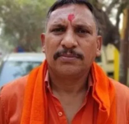 लखनऊ : हिन्दू महासभा ने पुलिस आयुक्त को सौंपा ज्ञापन, समर्थकों को रिहा करने की मांग