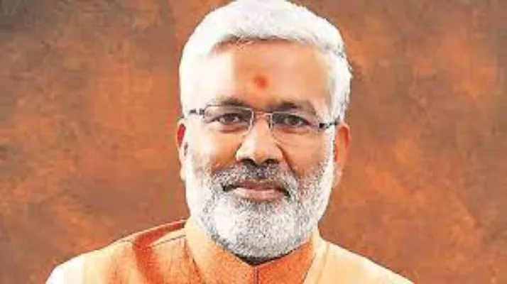 लखनऊ : स्वतंत्र देव सिंह के बीजेपी अध्यक्ष पद छोड़ने की अटकलें तेज, जल्द हो सकती है नए नाम की घोषणा
