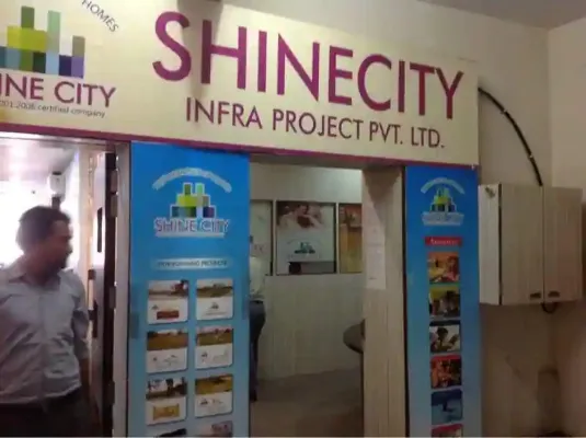 लखनऊ : शाइन सिटी कंपनी के एमडी का आलीशान पेंट हाउस सील, 60 हजार करोड़ रुपए की ठगी कर हुआ फरार