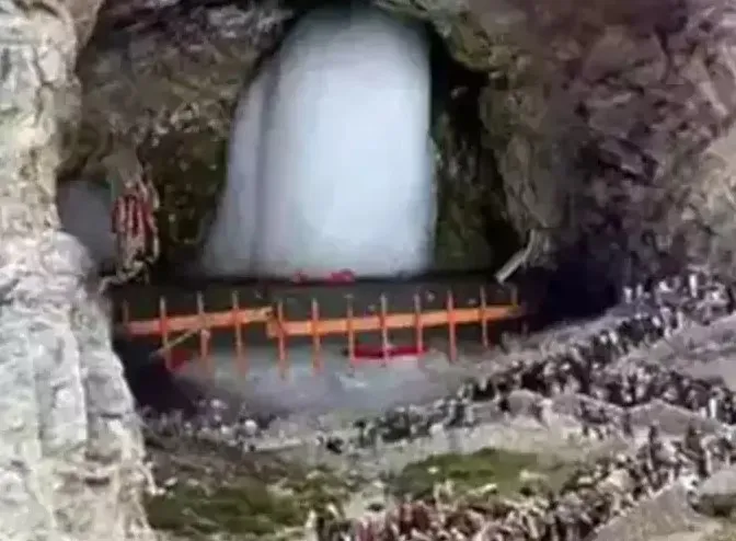 बालटाल की त्रासदी के बावजूद, अमरनाथ के लिए जम्मू में उमड़ रहे श्रद्धालु 