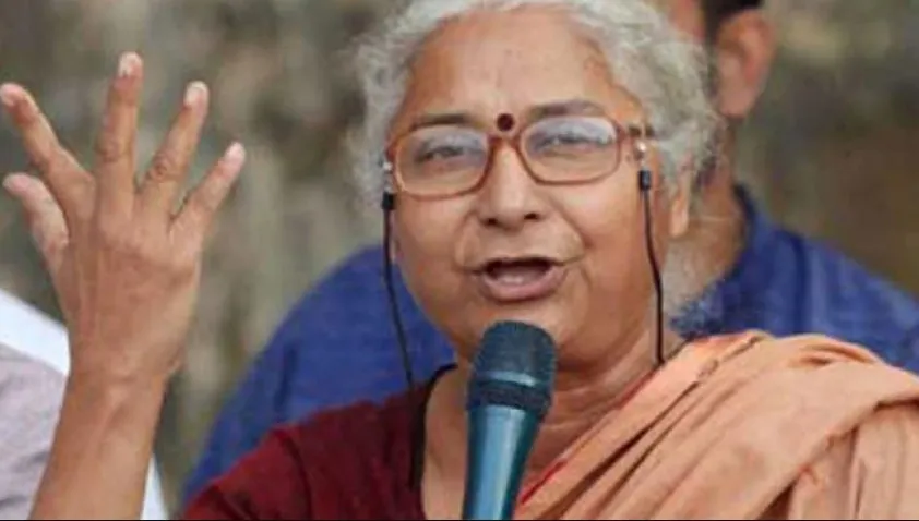 मेधा पाटकर और ग्यारह अन्य के विरुद्ध धोखाधड़ी का मामला दर्ज