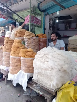 गोरखपुर : ईद-उल-अजहा पर सेवईयों का बाज़ार सज कर तैयार