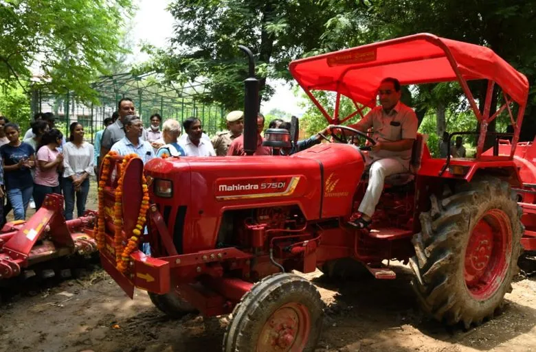 बरेली: इंसीनेरेशन यूनिट से पॉलीथिन को जलाकर विश्वविद्यालय में बनेगी बायोगैस