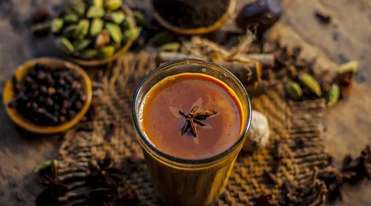 गोंडा: चाय पीने से एक ही परिवार के 6 लोगों की बिगड़ी तबीयत, जिला अस्पताल में चल रहा इलाज